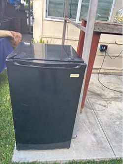 Dorm Size Refrigerator