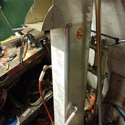 🍟 **For Sale/Trade: Heavy-Duty Fryer Shortening Shuttle- Safe Oil Disposal!** 🛡️