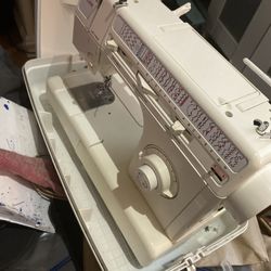 Sewing Machine 