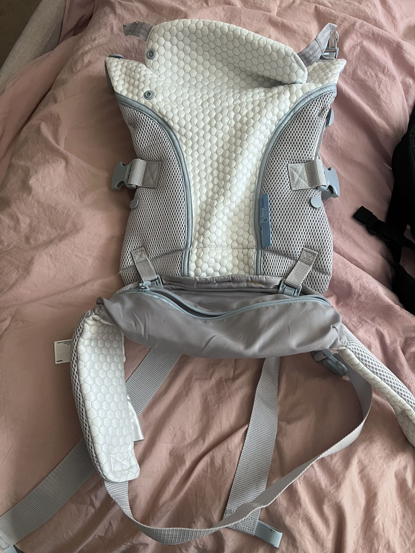 Infantino StayCool 4‑in‑1 Convertible Baby Carrier 