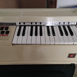 GENERAL ELECTRIC ORGAN