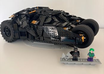 LEGO DC Batman Batmobile Tumbler 76240 (Retired) – Assembled