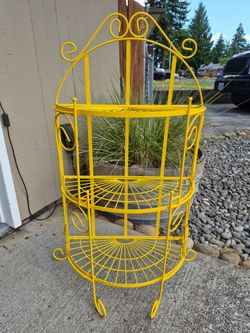 🪴METAL YELLOW Vintage Outdoor PLANT STAND/SHELF-Excellent Condition!