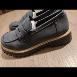 Navy Blue Cushioned Slip On Loafers Platform Size 7