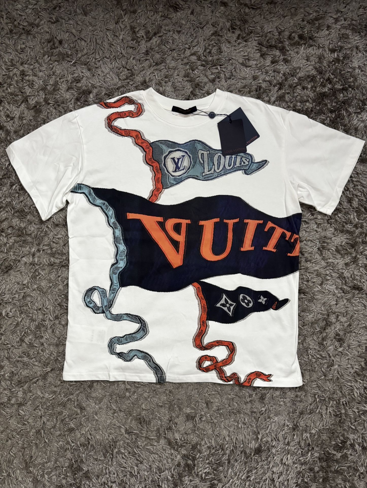 Lv Shirt Size M