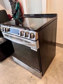 LG Electric Range Oven 6.3 Cu. Ft. Slide-In Stainless Steel