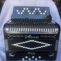 Accordion Alacrán Polvorine Tono De Sol 