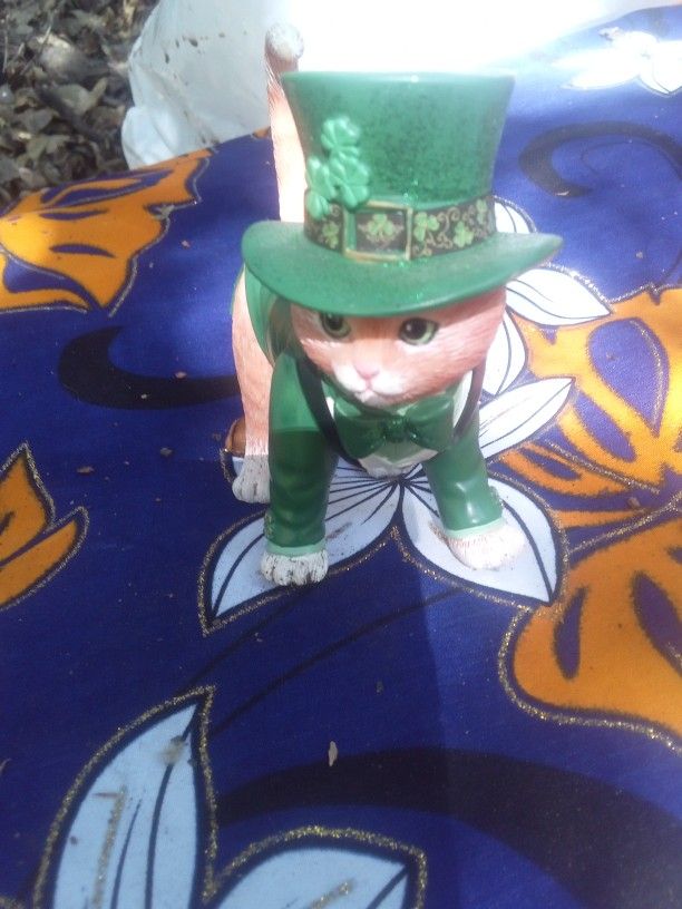 Kitty Cat Leprechaun Ceramic