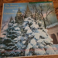 The Mormon Tabernacle Choir Sings Christmas Carols