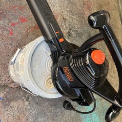 BLACK+DECKER LEAF BLOWER