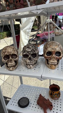 Aztec skulls