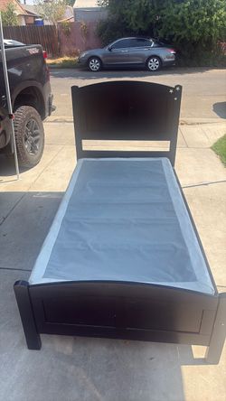 Twin bed