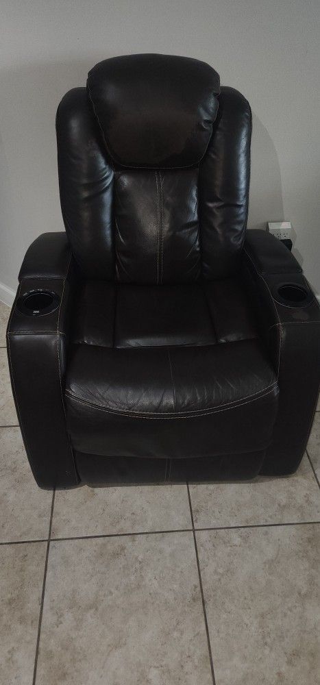 MOCHA RECLINER