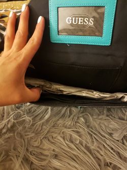 Guess clutch