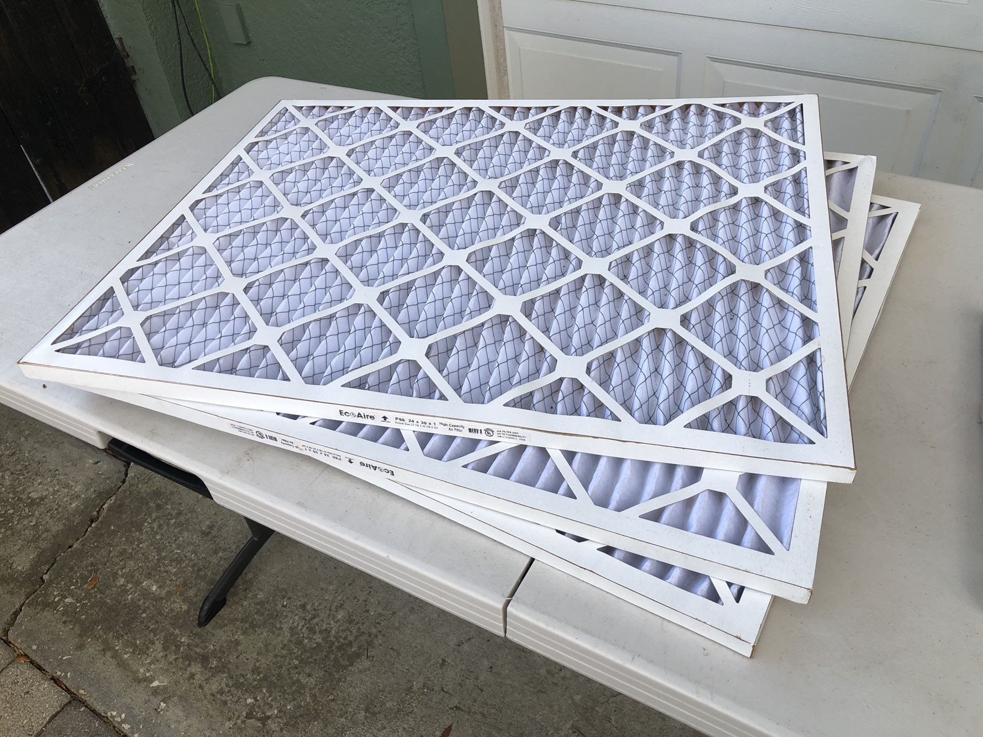 Air filter 24” X 30” Merv 8 eco air 24x30  (x3)