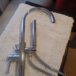  Tub Faucet