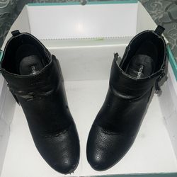 Black Boots