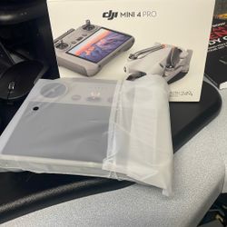 DJI RC2 w/ built in monitor controlller