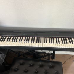 Yamaha P-95 88-weighted Keyboard With Stand