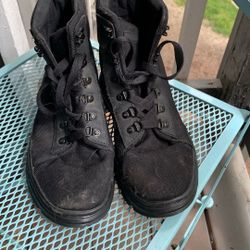 Doc Martens Women’s 
