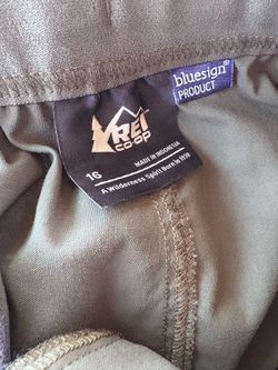 REI woman shorts