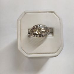 10kt Yellow Gold Ring 