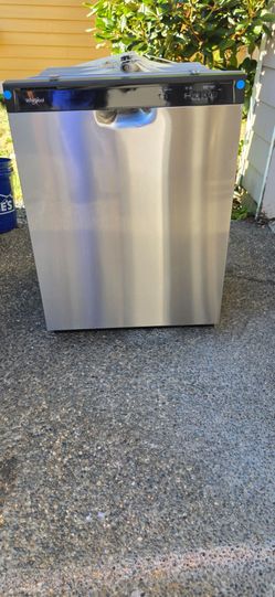 Whirlpool Dishwasher 24w) I Can Help You With Free Delivery Within 10 miles distance