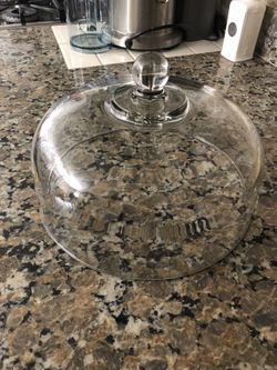 Glass Round Cake Dome