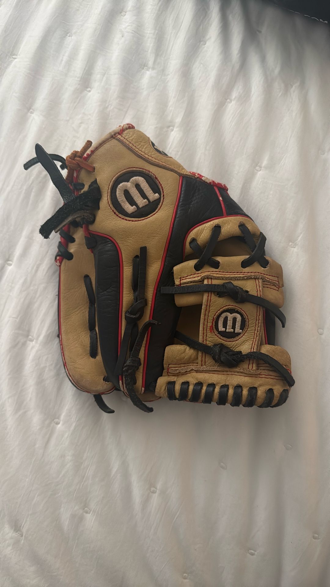 Youth Baseball Glove - A550