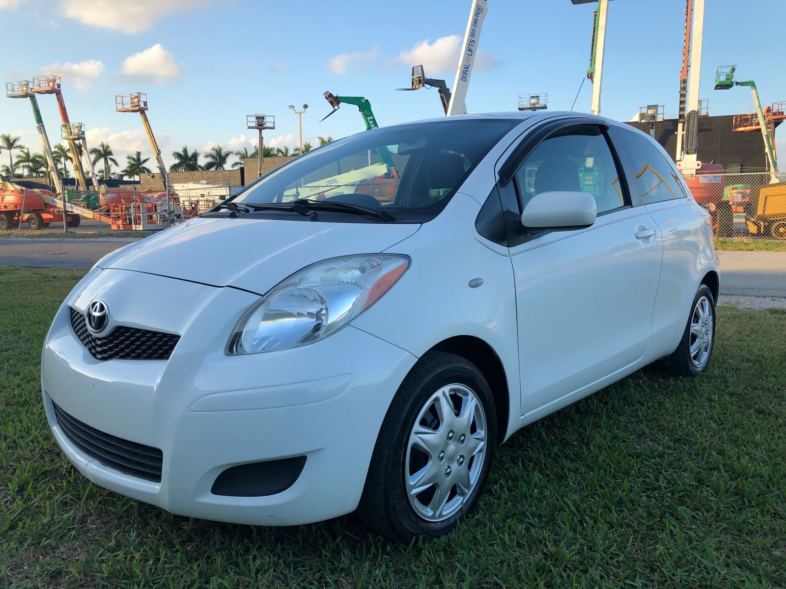 2010 TOYOTA YARIS