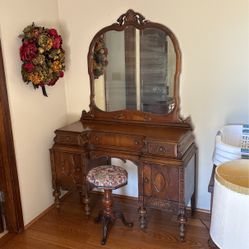 Antique Make Up Vanity And Stool