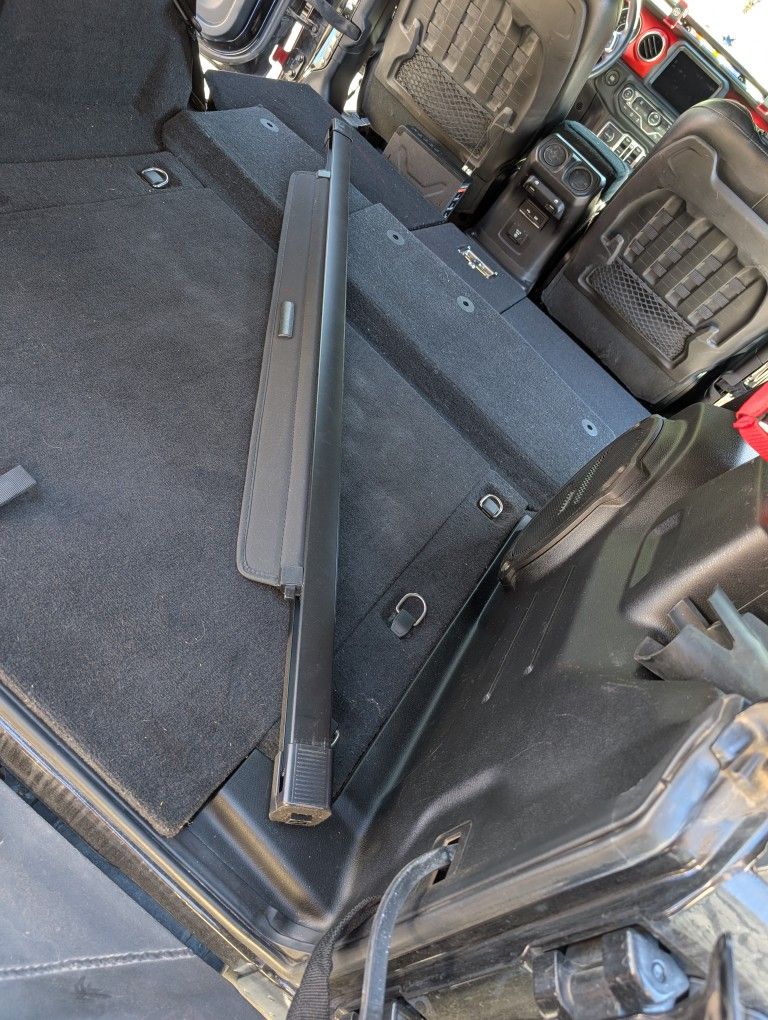 Jeep Back Pull Out Sheade