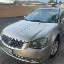 Nissan Altima