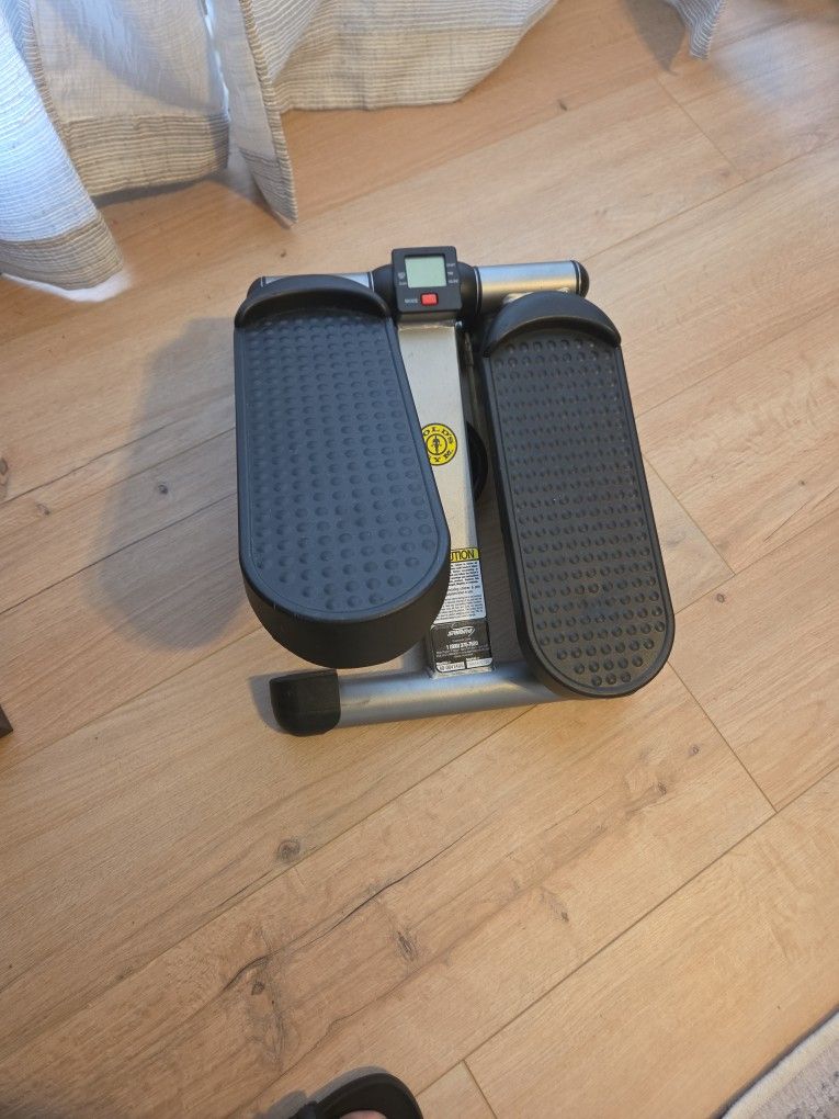 Gold Gym Stepper