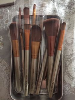 Naked makeup brushes 12 piece set