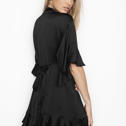 VICTORIA SECRET FLOUNCE SATIN ROBE