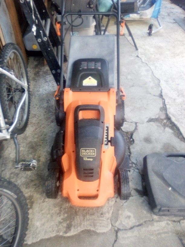 Black and  Decker 13 Amp  Lawn mower