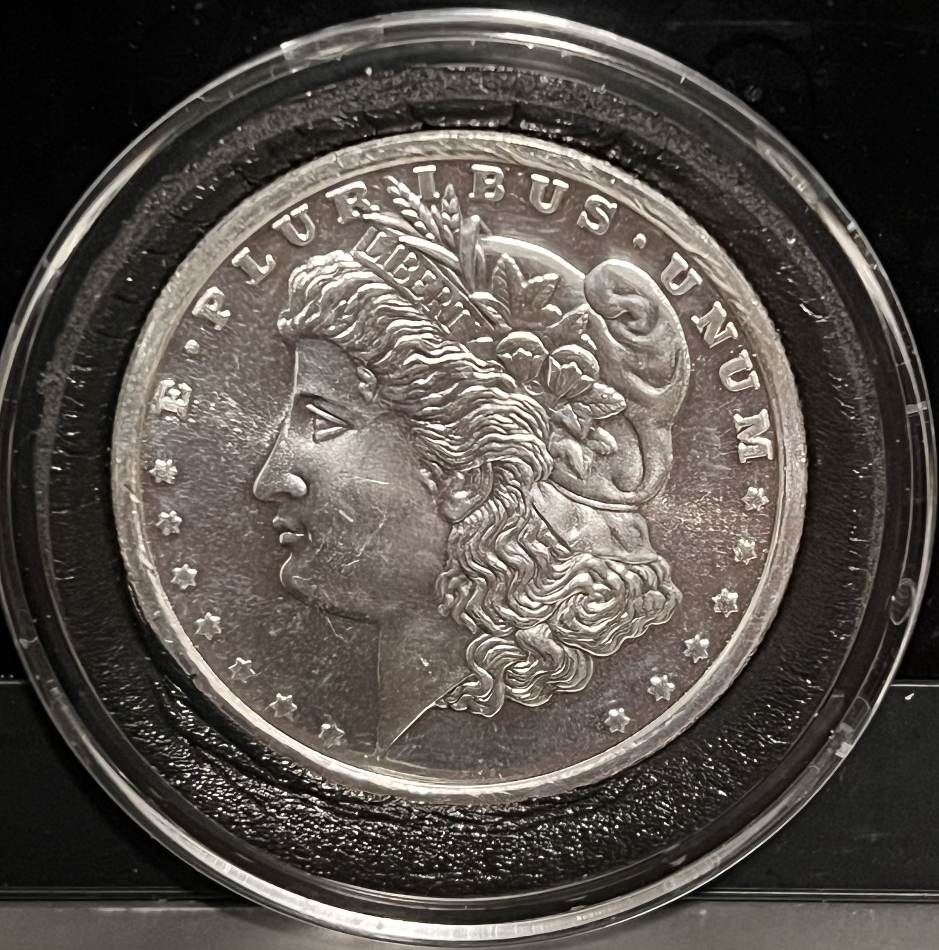Morgan Dollar Tribute Design Coin in Protective Airtight Capsule • 1 Troy Ounce Pure Silver Round (.999 Fine)
