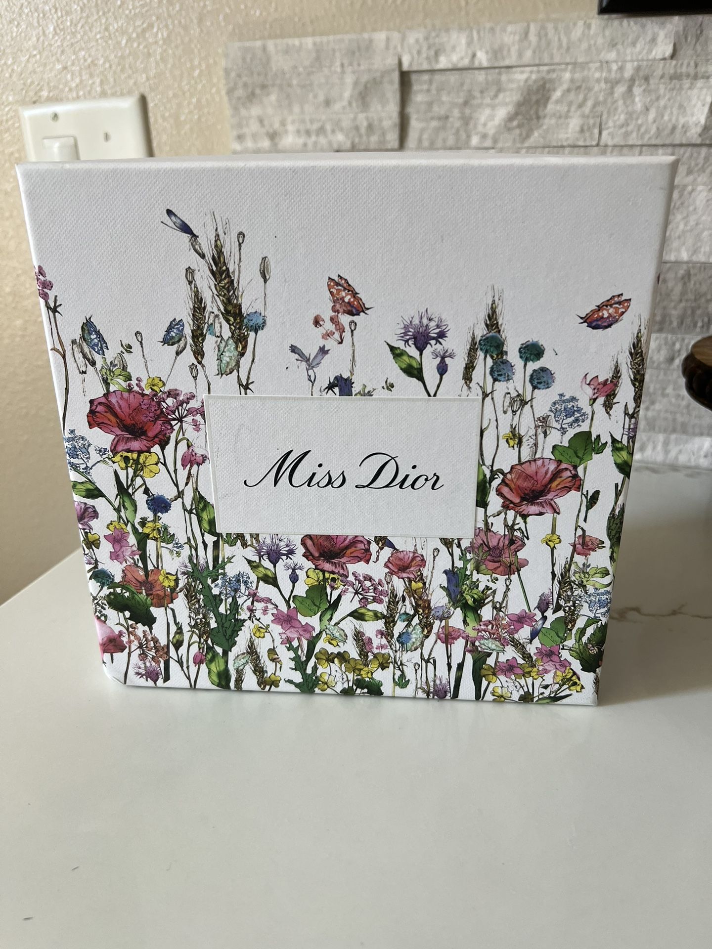New Miss Dior Women Perfume 