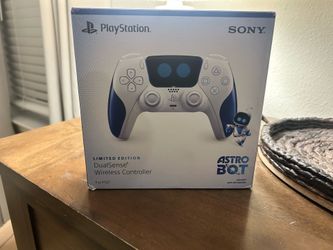 DualSense PS5 AstroBot Limited Edition