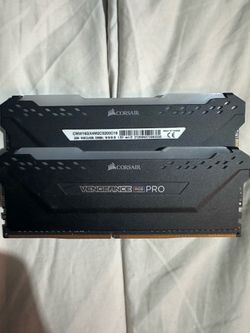 Vengeance rgb pro ddr4 8x2 16gb kit.