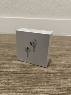 AirPod 4th Gen with USB-C Charging Case