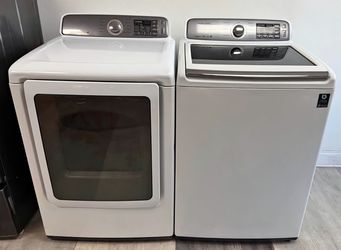 Samsung Aquajet ActiveWash Washer and Steam Dryer