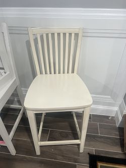 Chairs Pier 1