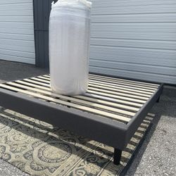 New KING Size Platform Bed Frame $135 Or $435 With 12” Memory Foam Mattress 