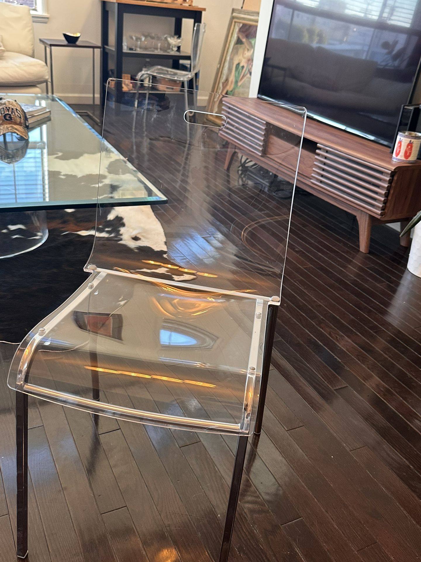 Clear Plexiglass Chairs Set Of 3