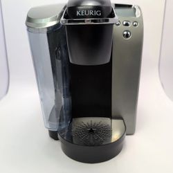 Keurig K70 Coffee Maker Brewing System Single K Cup Coffee Maker-  Working