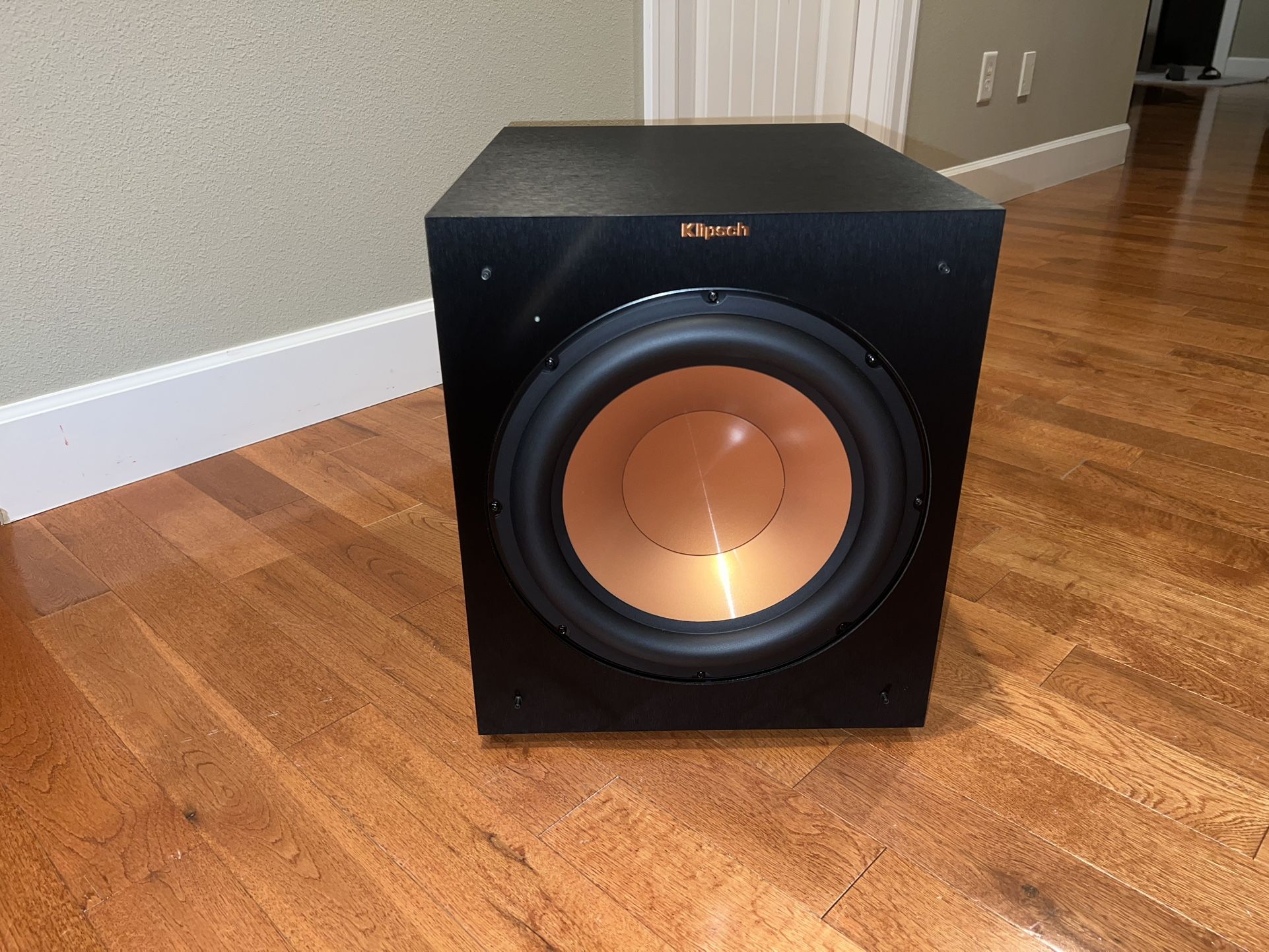 Klipsch 12” subwoofer R-12SW