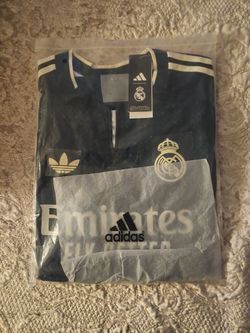 26/27 Real Madrid Away size Large