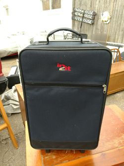 Rolling carry-on luggage